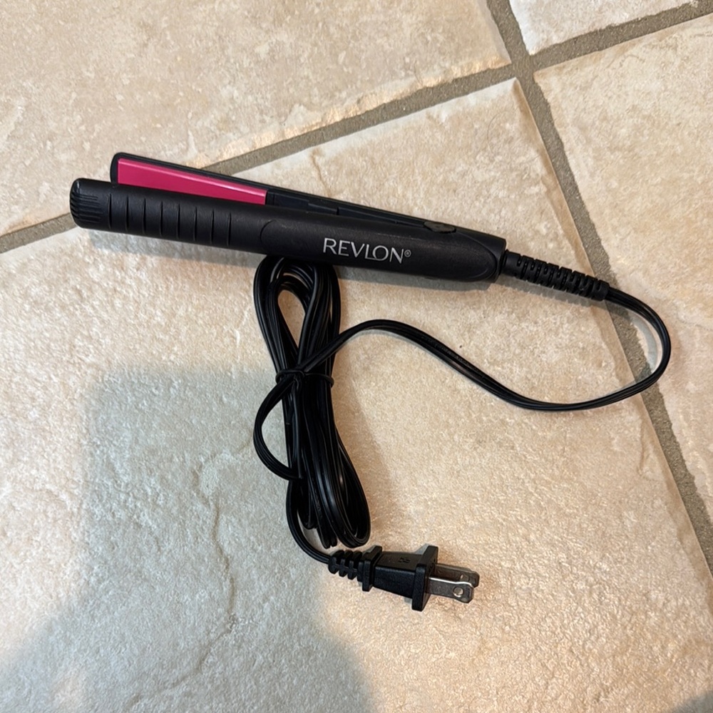 Revlon Black Hair Straightener with Pink Plates